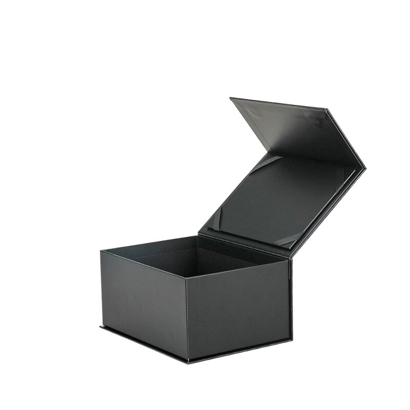 Συσκευασία κουτιών δώρων από χαρτόνι με επένδυση, με κλείσιμο με κορδέλα και ειδικό φινίρισμα: θερμή σφράγιση, σημειακή UV, ανάγλυφο και βαθύ ανάγλυφο για εμφάνιση